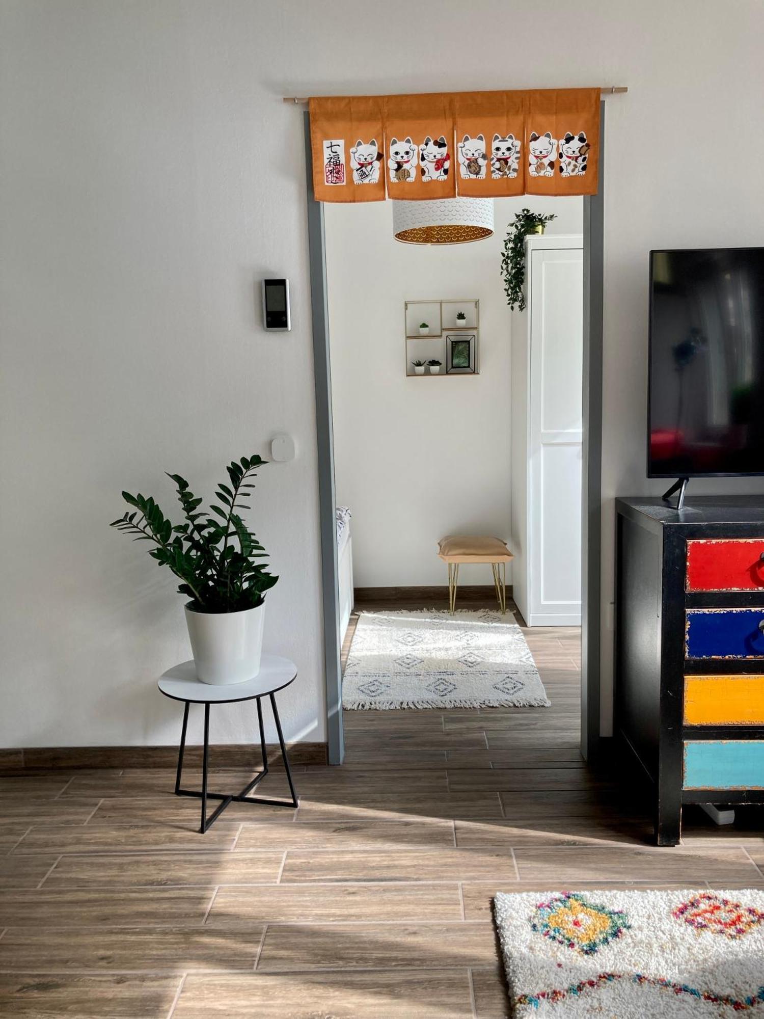 Apartment For 2 In Margareten Vienna Exterior photo