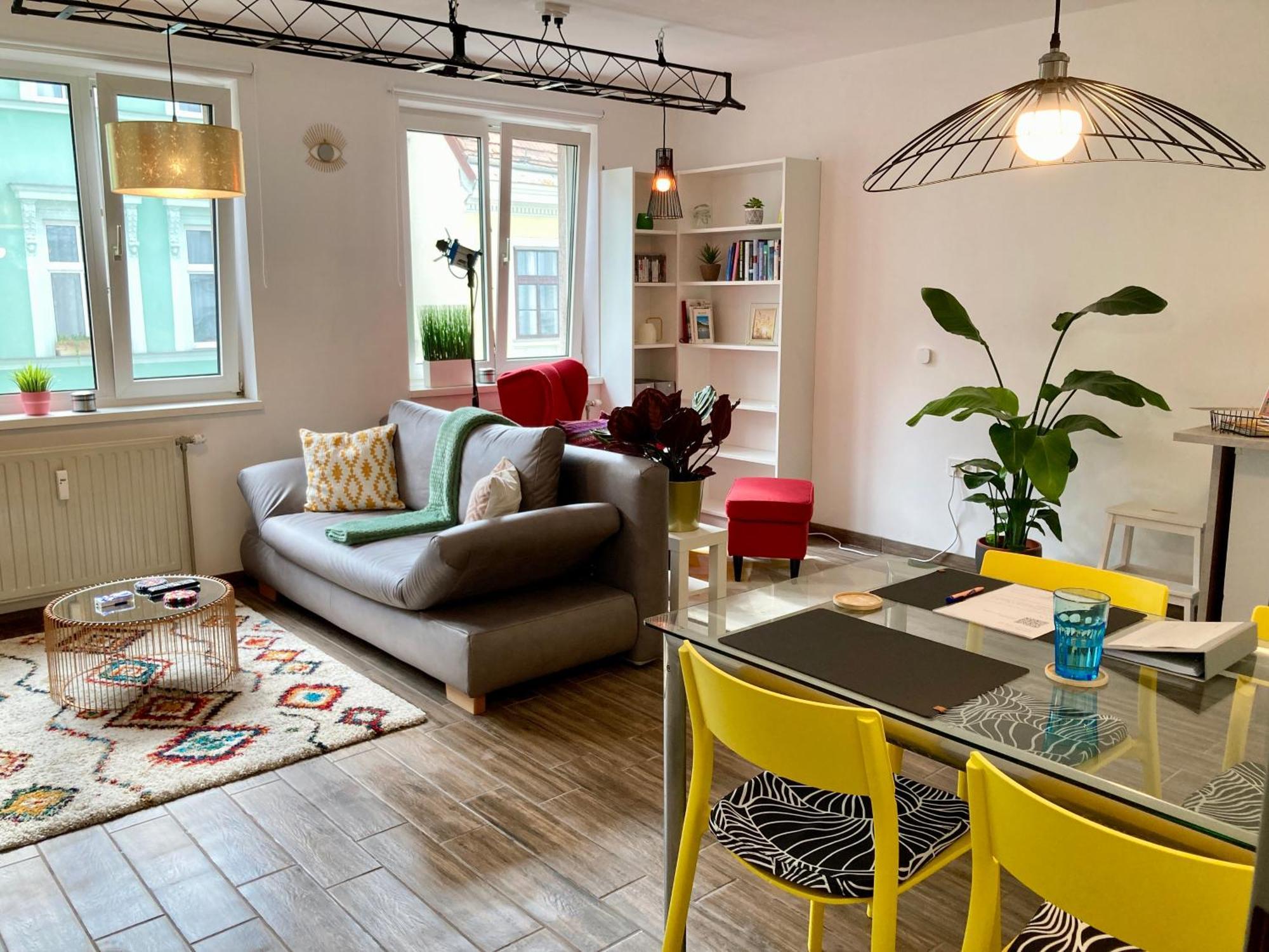 Apartment For 2 In Margareten Vienna Exterior photo